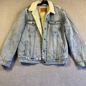 Levi's Vintage Trucker Jacket Men's L Distressed Light Wash Denim Sherpa Lined